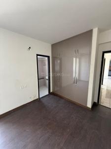 Bedroom Image of 1500 Sq.ft 2 BHK Apartment / Flat for rent in BPTP Discovery Park, Sector 80 Faridabad for Rs. 33000