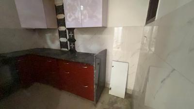 Kitchen Image of 750 Sq.ft 3 BHK Builder Floor for sale in Sector 7 Rohini New Delhi for Rs. 7000000