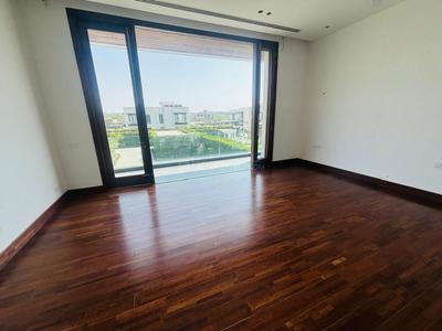 Bedroom Image of 43560 Sq.ft 6 BHK Farm House for sale in DLF Farms New Delhi for Rs. 550000000