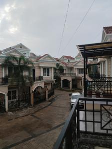 Balcony Image of 2800 Sq.ft 4 BHK Duplex for rent in Western Court, Kolar Road Bhopal for Rs. 28000