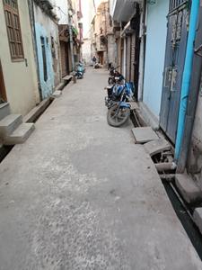 Balcony Image of 950 Sq.ft 3 BHK Independent House for sale in Aminabad Lucknow for Rs. 7000000