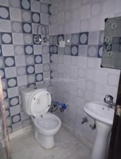 Police Lines, GTB Nagar Bathroom 1
