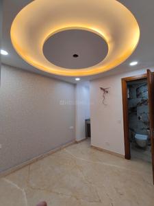 Hall Image of 950 Sq.ft 3 BHK Builder Floor for sale in Shalimar Bagh New Delhi for Rs. 18200000