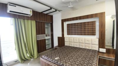 Bedroom Image of 1100 Sq.ft 2 BHK Apartment / Flat for rent in New Alkapuri Vadodara for Rs. 22000