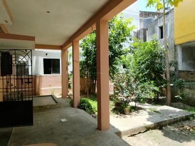Passage Image of 1600 Sq.ft 2 BHK Builder Floor for rent in Saligramam Chennai for Rs. 38000