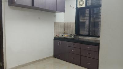 Kitchen Image of 600 Sq.ft 1 BHK Apartment / Flat for rent in Kshitija Shree Laxmi Residency, Byculla Mumbai for Rs. 45000