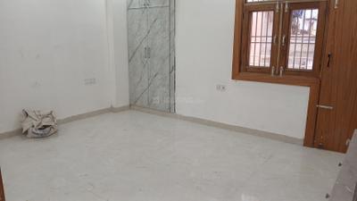 Bedroom Image of 1800 Sq.ft 4 BHK Builder Floor for sale in Shalimar Garden Ghaziabad for Rs. 16500000