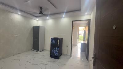 Living Room Image of 650 Sq.ft 1 BHK Independent House for rent in Patel Nagar New Delhi for Rs. 20000