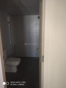 Bathroom Image of 1177 Sq.ft 2 BHK Apartment / Flat for sale in Casagrand Supremus Phase 2, Thazhambur Chennai for Rs. 7200004