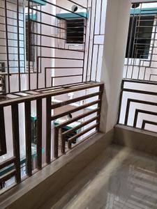 Balcony Image of 700 Sq.ft 2 BHK Apartment / Flat for sale in Picnic Garden Kolkata for Rs. 2700000