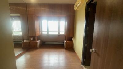 Bedroom Image of 1750 Sq.ft 3 BHK Apartment / Flat for rent in Mahalakshmi Mumbai for Rs. 240000