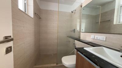 Image of 1818 Sq.ft 3 BHK Apartment / Flat for rent in DLF The Primus, Sector 82A, Gurgaon for Rs. 56000