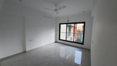 Bedroom Image of 950 Sq.ft 2 BHK Apartment / Flat for rent in Vile Parle East Mumbai for Rs. 150000