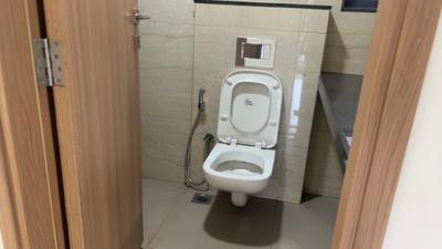 Image of 965 Sq.ft 2 BHK Apartment / Flat for sale in Nahar Laurel And Lilac, Powai, Mumbai for Rs. 21000000
