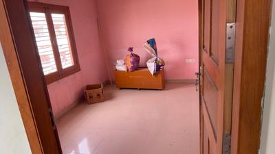 Bedroom Image of 1000 Sq.ft 2 BHK Builder Floor for rent in Dahiawan Chhapra for Rs. 5000