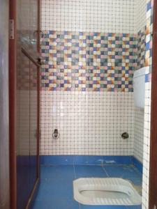 Bathroom Image of 500 Sq.ft 2 BHK Builder Floor for rent in Uttam Nagar New Delhi for Rs. 15000