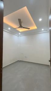Hall Image of 1050 Sq.ft 2 BHK Apartment / Flat for sale in Sector 73 Noida for Rs. 4100000