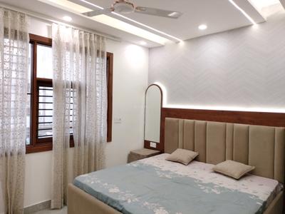 Bedroom Image of 1350 Sq.ft 4 BHK Builder Floor for sale in Chandra Park New Delhi for Rs. 13000000