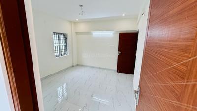 Bedroom Image of 950 Sq.ft 2 BHK Apartment / Flat for sale in Madhavaram Chennai for Rs. 6500000