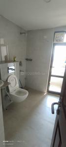 Bathroom Image of 1629 Sq.ft 3 BHK Apartment / Flat for rent in Unitech Fresco, Sector 50 Gurgaon for Rs. 58000