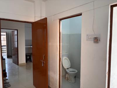 Bedroom Image of 800 Sq.ft 2 BHK Apartment / Flat for rent in Awas Vikas Colony Ayodhya for Rs. 15000