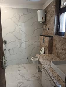 Image of 3000 Sq.ft 4 BHK Builder Floor for rent in Sector 31, Noida for Rs. 85000