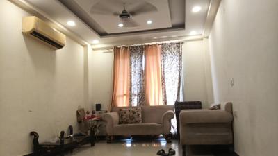Living Room Image of 2367 Sq.ft 3 BHK Builder Floor for rent in HUDA Plot Sector 38, Sector 38 Gurgaon for Rs. 80000