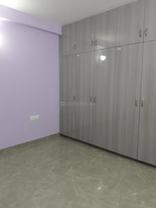 Bedroom Image of 1125 Sq.ft 3 BHK Builder Floor for rent in Chittaranjan Park New Delhi for Rs. 70000