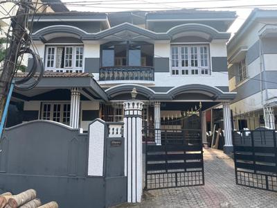 4 BHK Independent House