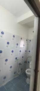 Bathroom Image of 990 Sq.ft 2 BHK Apartment / Flat for sale in Urapakkam Chennai for Rs. 3900000