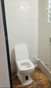 Bathroom Image of 620 Sq.ft 1 BHK Apartment / Flat for rent in Karve Nagar Pune for Rs. 22000