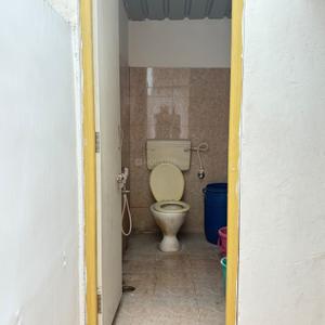 Image of 800 Sq.ft 2 BHK Independent House for rent in Shanti Nagar, Bengaluru for Rs. 24000
