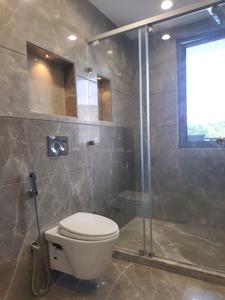 Common Bathroom Image of 3610 Sq.ft 4 BHK Builder Floor for sale in DLF Phase 1 Gurgaon for Rs. 75000000