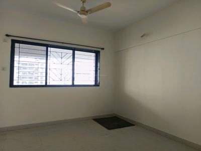 Living Room Image of 1000 Sq.ft 2 BHK Apartment / Flat for rent in Magarpatta Roystonea, Magarpatta City Pune for Rs. 38000