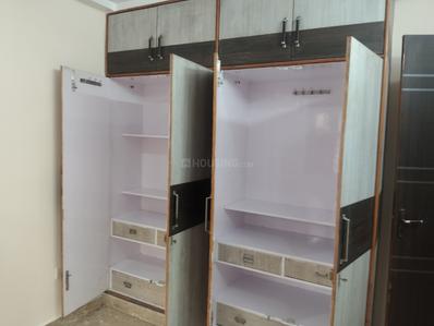 Bedroom Image of 826 Sq.ft 2 BHK Builder Floor for rent in Preet Vihar New Delhi for Rs. 16000