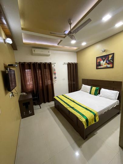 Luxury service apartments Bedroom 1