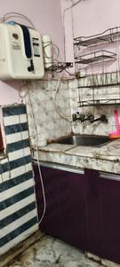 Kitchen Image of 1000 Sq.ft 2 BHK Builder Floor for rent in Laxmi Nagar New Delhi for Rs. 22000