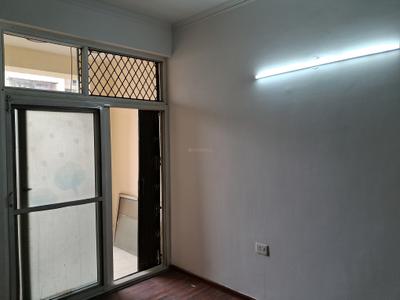Bedroom Image of 1035 Sq.ft 2 BHK Apartment / Flat for sale in Amrapali Silicon City, Sector 76 Noida for Rs. 10000000