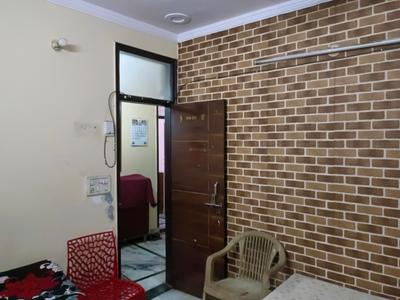 Living Room Image of 500 Sq.ft 1 BHK Builder Floor for rent in Shakti Nagar New Delhi for Rs. 25000