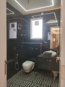 Common Bathroom Image of 4050 Sq.ft 4 BHK Builder Floor for sale in Ridhi Homes Signature Floors, Green Field Colony Faridabad for Rs. 28000000