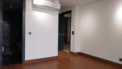 Bedroom Image of 3000 Sq.ft 4 BHK Builder Floor for rent in Safdarjung Enclave New Delhi for Rs. 250000