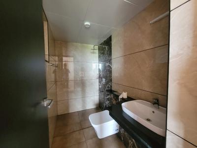 Bathroom Image of 1690 Sq.ft 2.5 BHK Apartment / Flat for rent in Pantheeramkavu Kozhikode for Rs. 45000
