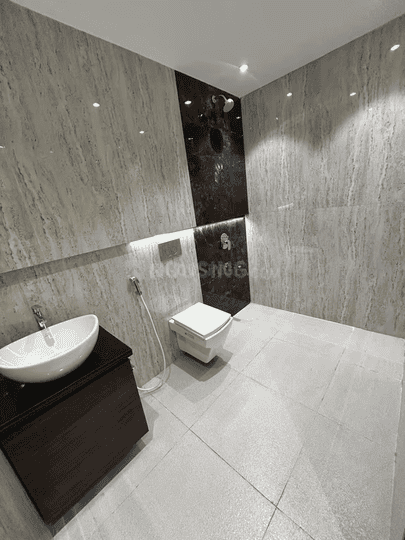 Tharwanis Sky View Main Image 1