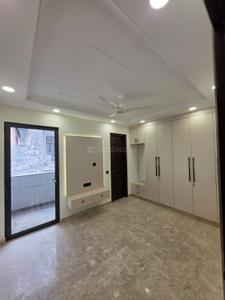 Bedroom Image of 900 Sq.ft 2 BHK Builder Floor for rent in Rajouri Garden New Delhi for Rs. 36000