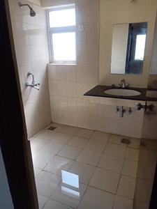 Bathroom Image of 1200 Sq.ft 3 BHK Apartment / Flat for sale in Sare Crescent Parc Royal Greens Phase 1, Sector 92 Gurgaon for Rs. 11500000