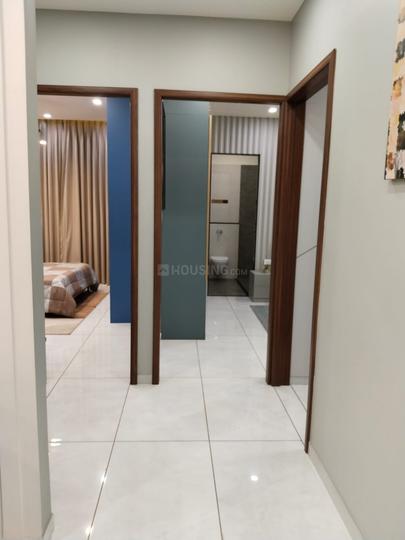 Mantra Mirari Main Image 1