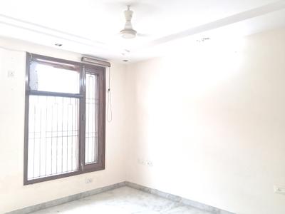 Bedroom Image of 1350 Sq.ft 3 BHK Builder Floor for sale in Paschim Vihar New Delhi for Rs. 26000000