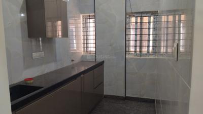 Kitchen Image of 900 Sq.ft 2 BHK Builder Floor for rent in Koramangala Bengaluru for Rs. 50000