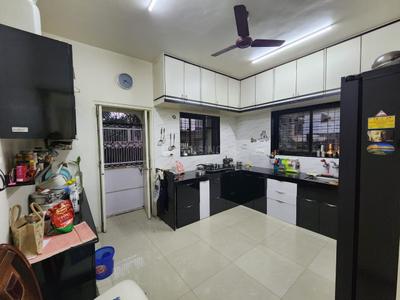 Kitchen Image of 3000 Sq.ft 6 BHK Villa for rent in Rajmudra, Dhankawadi Pune for Rs. 80000