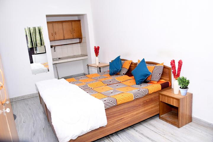 HelloWorld Ambience Bedroom 1